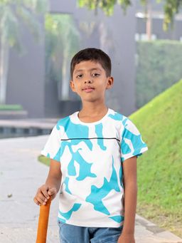 YOUMAA - Blue Abstract Comfortable Fit T-Shirt