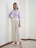 Off White color option, Sold out, Currently selected