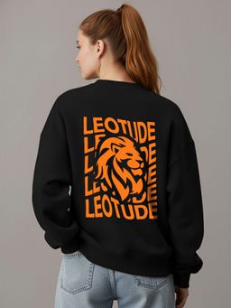 LEOTUDE - Women Black Fleece Typography Loose Fit Sweatshirt