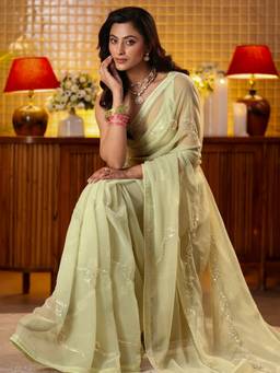 Libas - Women Green Silk Blend Beads And Stones Embellished Saree