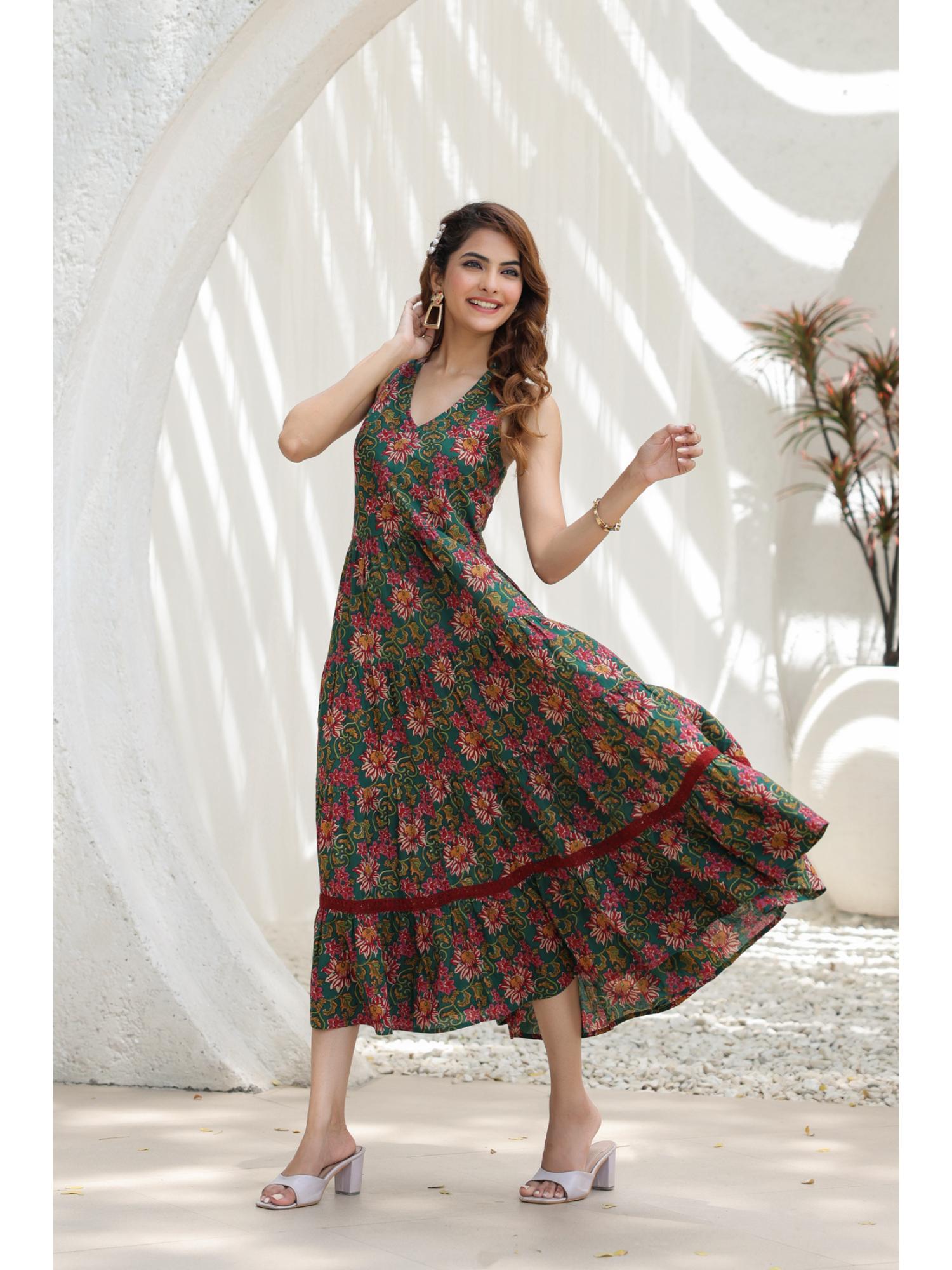 Green & Maroon Floral Printed Tiered Fit And Flare Dress-picture-40