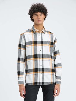 Pepe Jeans - Men Off White Check Full Sleeve Shirt