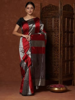 Fabindia - Cotton Silk Woven Maheshwari Sari
