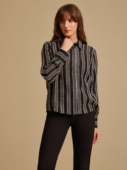 Kazo - Women Black Textured Relaxed Fit Casual Shirt