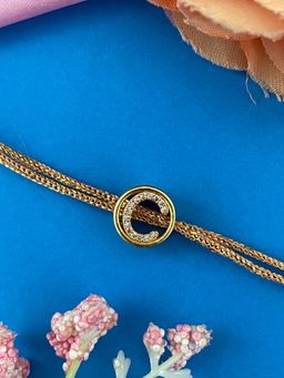 Digital Dress Room - Gold C Letter Round Ad Thread Rakhi