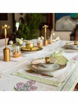 House of Ekam - Guldasta Cypress Poppy Table Linen Set