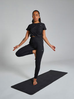 Puma - Studio Foundation Womens Yoga Pants