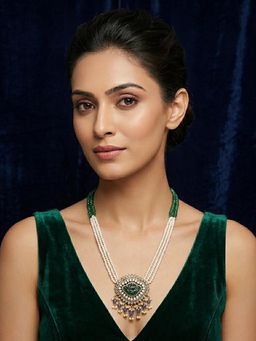 EVAARAZ - Green and White Freshwater Pearl Necklace with Statement Pendant