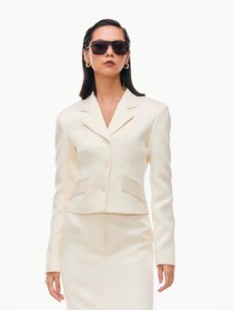 Qua - Off White Polyester Solid Crop Single-Breasted Blazer