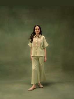 GRASS & SUNSHINE - Women Sage Green Meadow Shirt With Pant