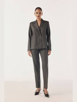 Néant - The Minimalist Tailored Blazer with Trousers