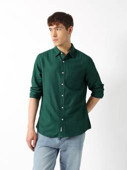 The Bear House - Men Green Solid/Plain Viscose Shirt