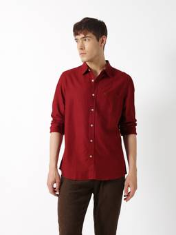 The Bear House - Men Red Solid/Plain Viscose Shirt