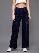 Navy Blue color option, Currently selected