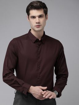 The Bear House - Men Maroon Self Design Slim Cotton Lycra Formal Shirt