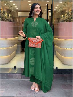 Gahan - Womens Viscose Rayon Anarkali Printed Kurta with Pant & Dupatta - Green