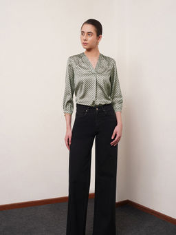 FABLE STREET - V Neck Geometric Print Top - Grey