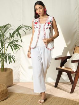 Gahan - White Floral Embroidery Strappy Inner & Shrug with Pant (Set of 3)