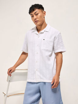 The Bear House - Men's Regular Fit White Cotton Textured Stripe Casual Shirt