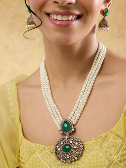 Indinoor - Green Lumba Kundan Necklace with Earrings