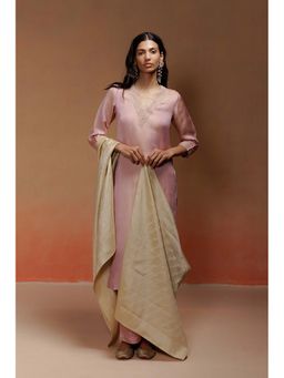 LABEL NAARITI - Mahee Jacquard Embroidered Rose Gold Kurta with Pant and Dupatta