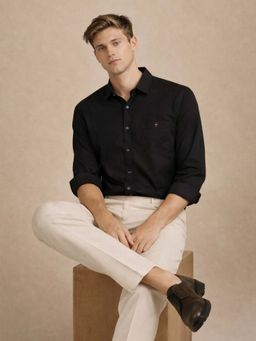 Louis Philippe - Black Solid Slim Fit Shirt