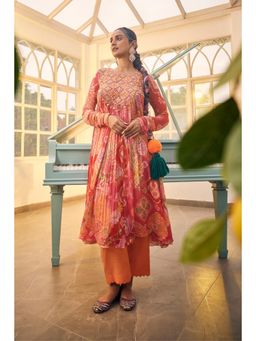 Sshilpa Samriya - Mustard Embroidered Kurta with Pant and Scarf (Set of 2)