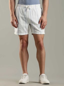 Tommy Hilfiger - Regular Fit Striped Mid Rise Shorts