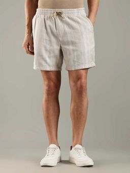 Tommy Hilfiger - Regular Fit Striped Mid Rise Shorts