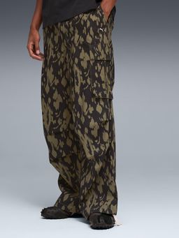 Puma - Black Printed Relaxed Trackpant