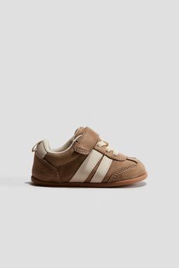 H&M - Boys Brown Trainers