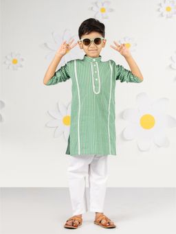 Vastramay - Boys Cotton Printed Kurta with Pyjama