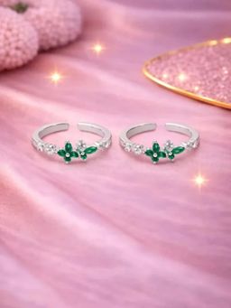 White Velvet - Silver Verdelle Bloom Adjustable Toe Ring -925 Silver