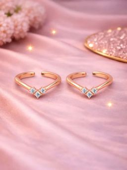 White Velvet - Gold Aurelle Heart 925 Silver Adjustable Toe Ring