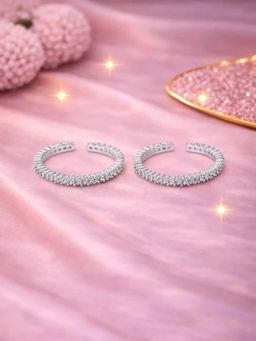 White Velvet - Silver Lunaria Bloom Adjustable Toe Ring-925 Silver