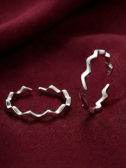 White Velvet - Wave Rhythm 925 Silver Adjustable Toe Ring