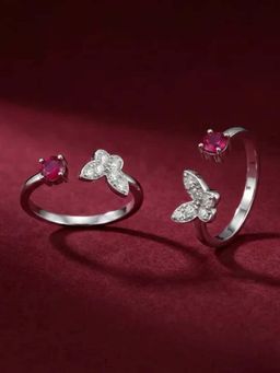 White Velvet - Ruby Flutter 925 Silver Adjustable Toe Ring
