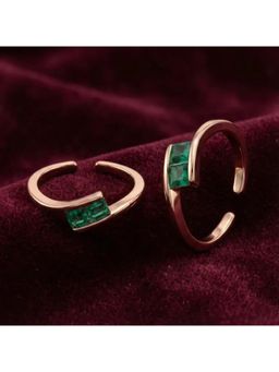 White Velvet - Emerald Curve 925 Silver Adjustable Toe Ring