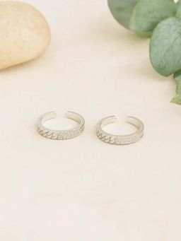 White Velvet - Chain Spark 925 Silver Adjustable Toe Ring