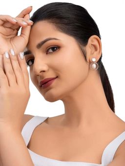 White Velvet - White Enamel Natural Pearl Earrings - 925 Silver