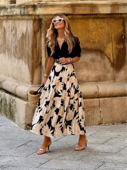 Outzidr - Beige Floral Print Long Skirt