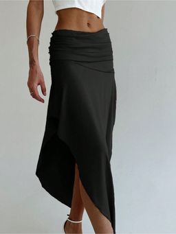 Outzidr - Black Low Waist Ruched Flared Skirt