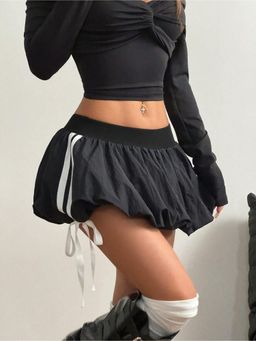 Outzidr - Black Short Balloon Hem Skirt