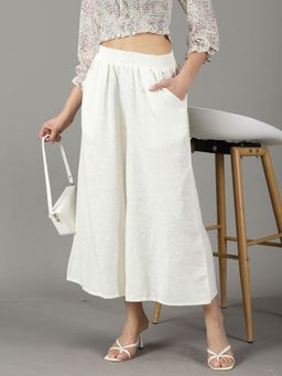 SHOWOFFFF - Women's High-rise Off White Solid Flared Culottes Trouser