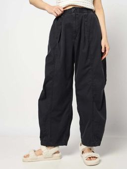 GAP - Black Women's Loose Fit Pleated Mid-Rise Trousers