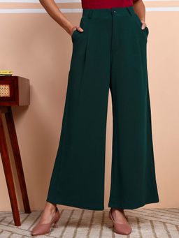 FITHUB - Green Women Flared Fit Trousers