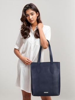 Toteteca - Womens Navy Blue Weekend Tote Bag