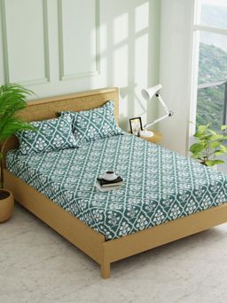 KOPA - Blue Floral Micro Fabric -Fitted Bedsheet with 2 Pillow Covers (Double)