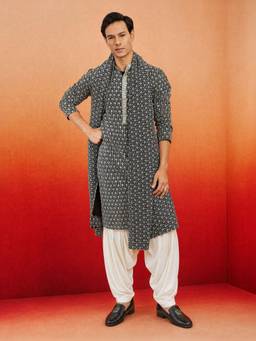 Vastramay - Men Black Embroidered Sequin Kurta & Patiala with Dupatta