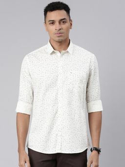 Classic Polo - Men White Slim Fit Printed Casual Shirt